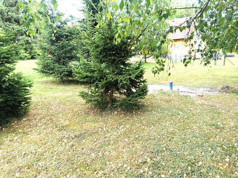 Krásná stavební parcela na prodej v klidném prostředí - 3