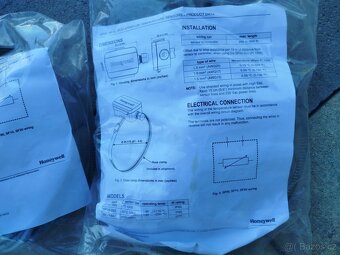 Honeywell teplotní senzor SF-20-B65 - 3