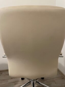 Kancelářské křeslo - 3