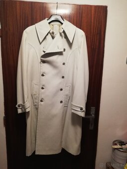 Bílý napoleonský kabát - 3