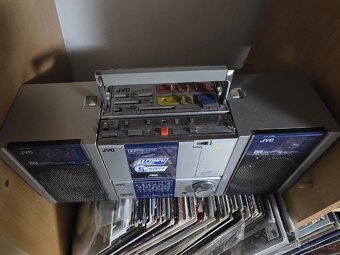 Mini boombox JVC, vyndavaci walkman - 3