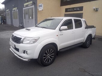 Hilux 2,4D - 3