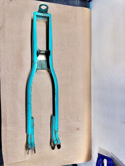 Přední vidlice Stadion S22 - 3