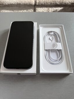 iPhone 16 Pro Max 512GB - Black Titanium - 3