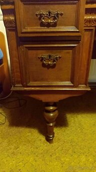 Starožitný psací stůl - 3