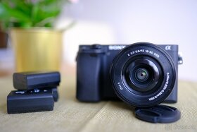 Videokamera Sony Alpha 6400 + 16-50 mm f3.5-5.6 - 3