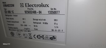 Lednicka s mrazakem Elektrolux - 3