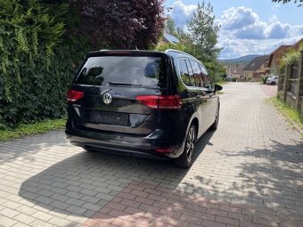 Volkswagen Touran 2.0 TDi Highline DSG 7 MÍST - 3