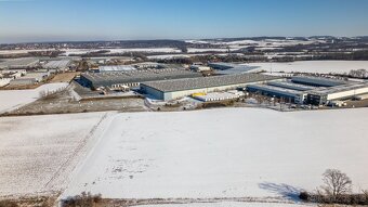 PRODEJ INVESTIČNÍHO POZEMKU 23 098 m², JAŽLOVICE - 3
