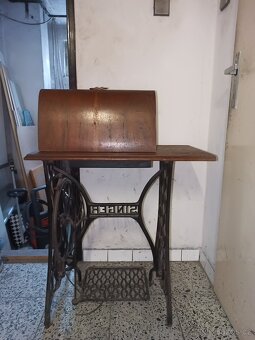 šicí stroj Singer r.v.:1908 - 3