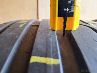 Prodám letní pneu 225/45/17 Dunlop - 3