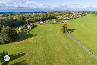stavební pozemek o výměře 2.120 m2 v obci Vojkovice - 3