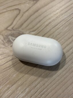 Sluchátka Samsung Galaxy Buds - 3