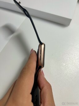 Apple Watch 6 série - Rosegold - 3