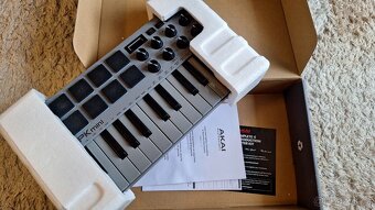 AKAI MPK mini - 3