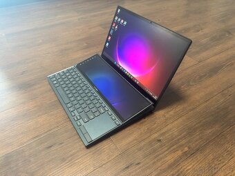 Asus ZenBook Duo 14 UX482EAR - 3