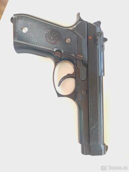 Marui manual airsoft pistole - 3