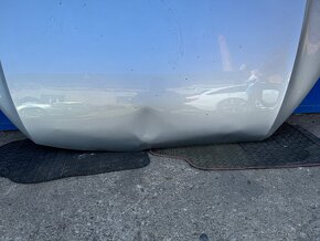 Poškozená originální kapota Volkswagen Passat B7 2011-2015 - 3