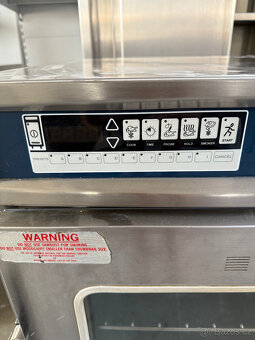 Nízkoteplotní zařízení 3 v 1 Cook & Hold SMOKER Alto Shaam - 3