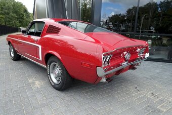 Ford Mustang Fastback 1968 - 3