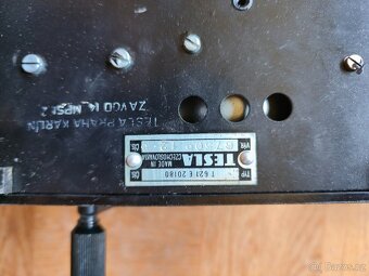 Telefony tesla s kličkou - 3