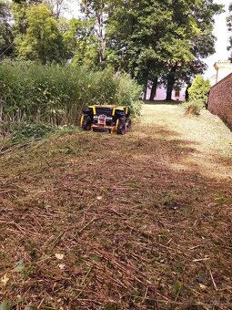 Svahová sekačka  - Spider - 3