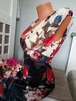 ELASTICKÉ ŠATY - 3