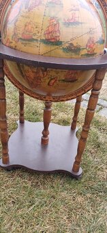 Barový stolek globus - 3