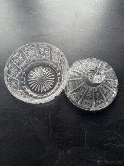 Broušená miska s pokličkou - 3