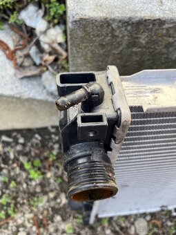 Chladič a Expanzka e39 525tds - 3