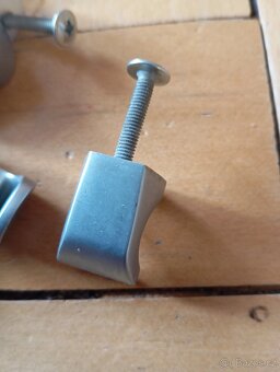Úchytky/kování od IKEA - 3