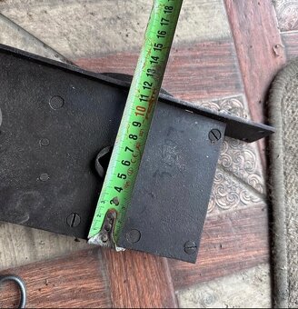 Starý dveřní zámek - 3