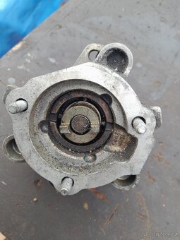 Fiat Uno Benzín těleso rozdělovače . - 3