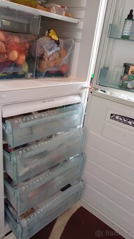 Velká chladnička Electrolux s mrazákem 200 cm - 3