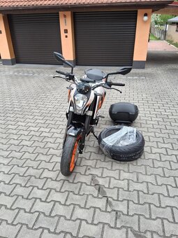 KTM 390 Duke - 3