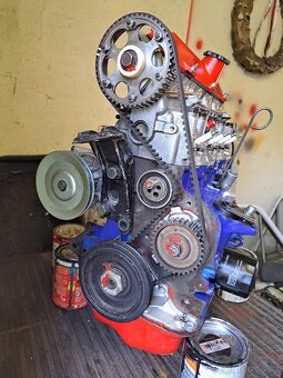 Závodní motor Fiat Uno 1.4 + převodovka - 3