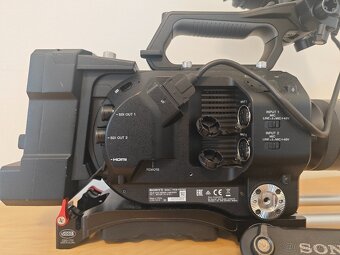 Sony PXW-FS7 mark II + XDCA-FS7 - 3