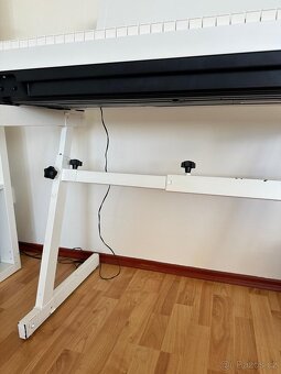 Digitální piano Yamaha P-121 WH + stojan - 3
