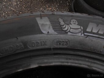 pneu sundaná z nového vozu-michelin 205/55/17 - 3
