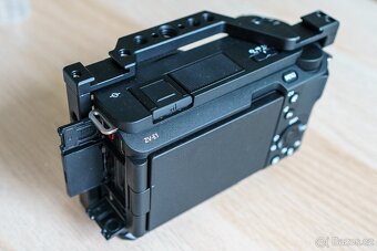 Klec / cage pro SONY ZV-E1 - 3