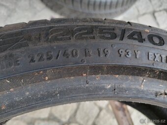 225/40/19 letni pneu CONTINENTAL 225/40 R19 - 3
