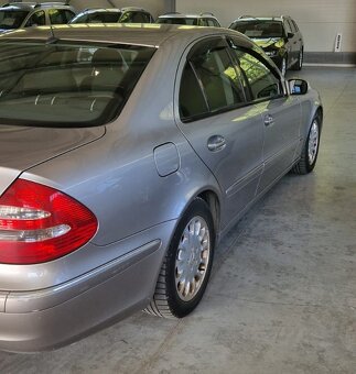 Mercedes 200 - W 211, Model 2004, Benzin & LPG - 3