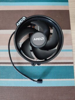 AMD Ryzen 5 3600 - 3