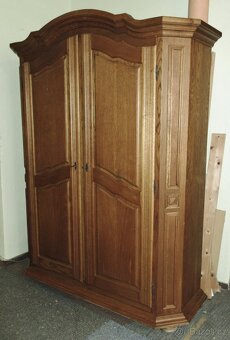 Rustikální šatní skříň z masivu ( Dub ) - Výborný stav - 3
