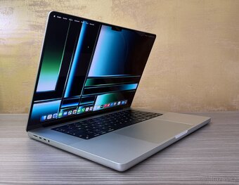 MacBook Pro 16" 2021 M1 Pro 16GB 512GB stříbrný CZ - 3