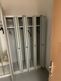 Šatní skříňky - 3