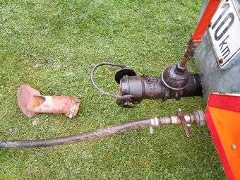 fekal za traktor 2m3 - 3