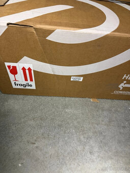 Laserová řezačka a rytec Glowforge Pro 3D CO2 - 3