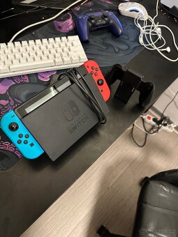 Nintendo Switch - 3
