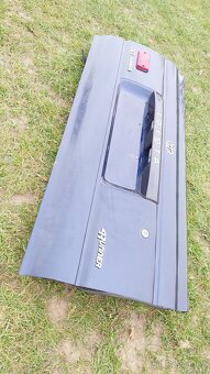 Toyota 4Runner II – Dveře kufru - 3